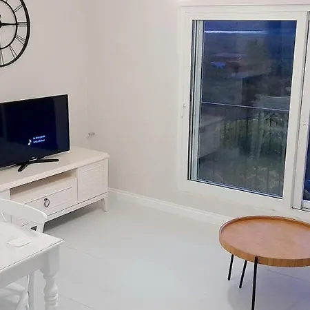 Flughafen Blue Eye Luxus Appartement *